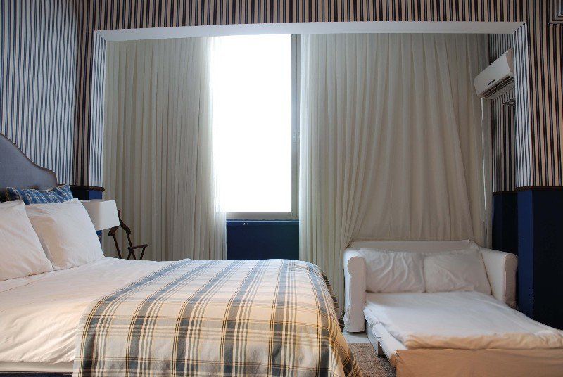 Dream Beach 98 Hotel And Spa Тель-Авив Экстерьер фото